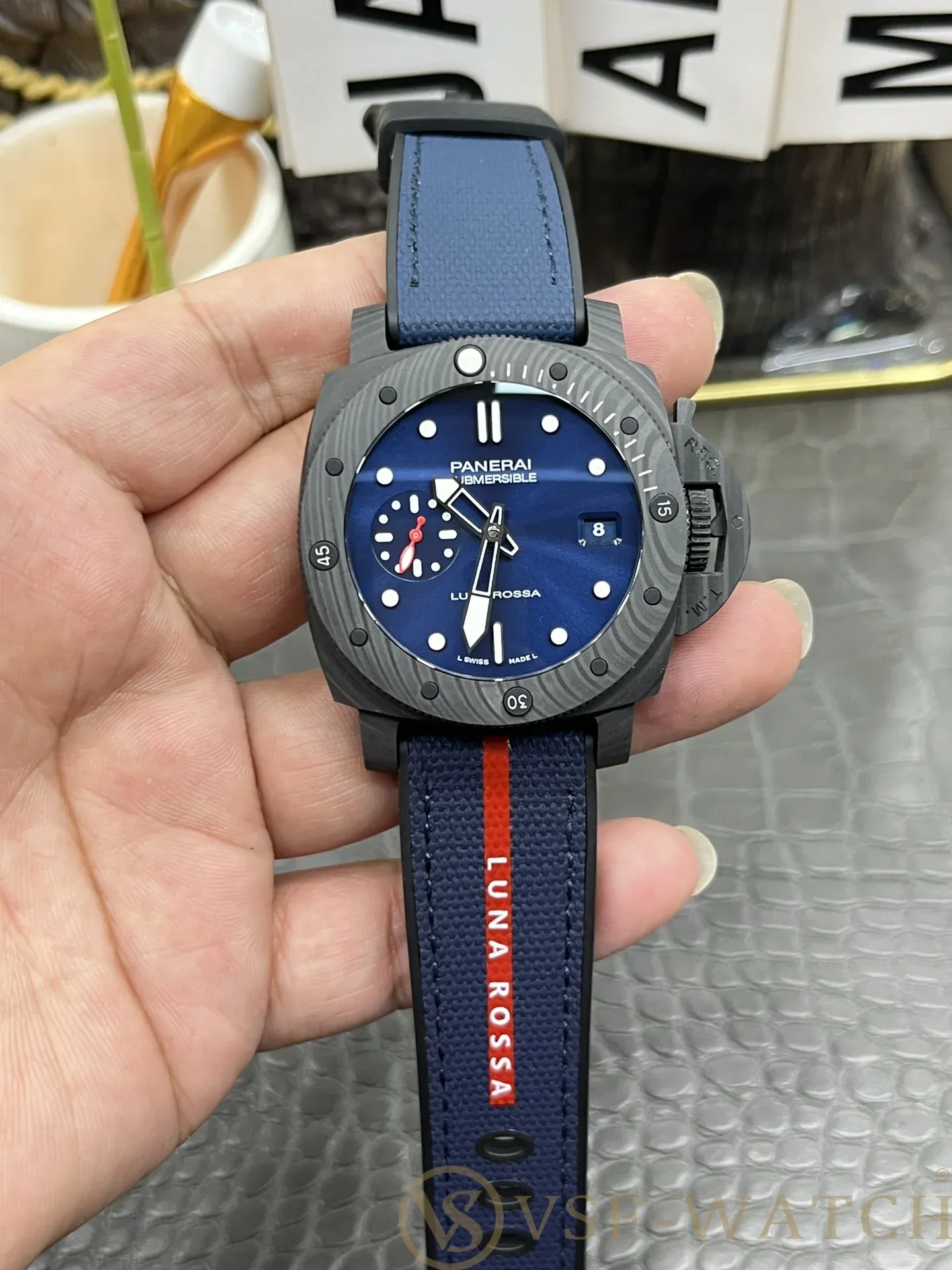 VSF Watch Factory Panerai Submersible Luna Rossa Carbotech 4