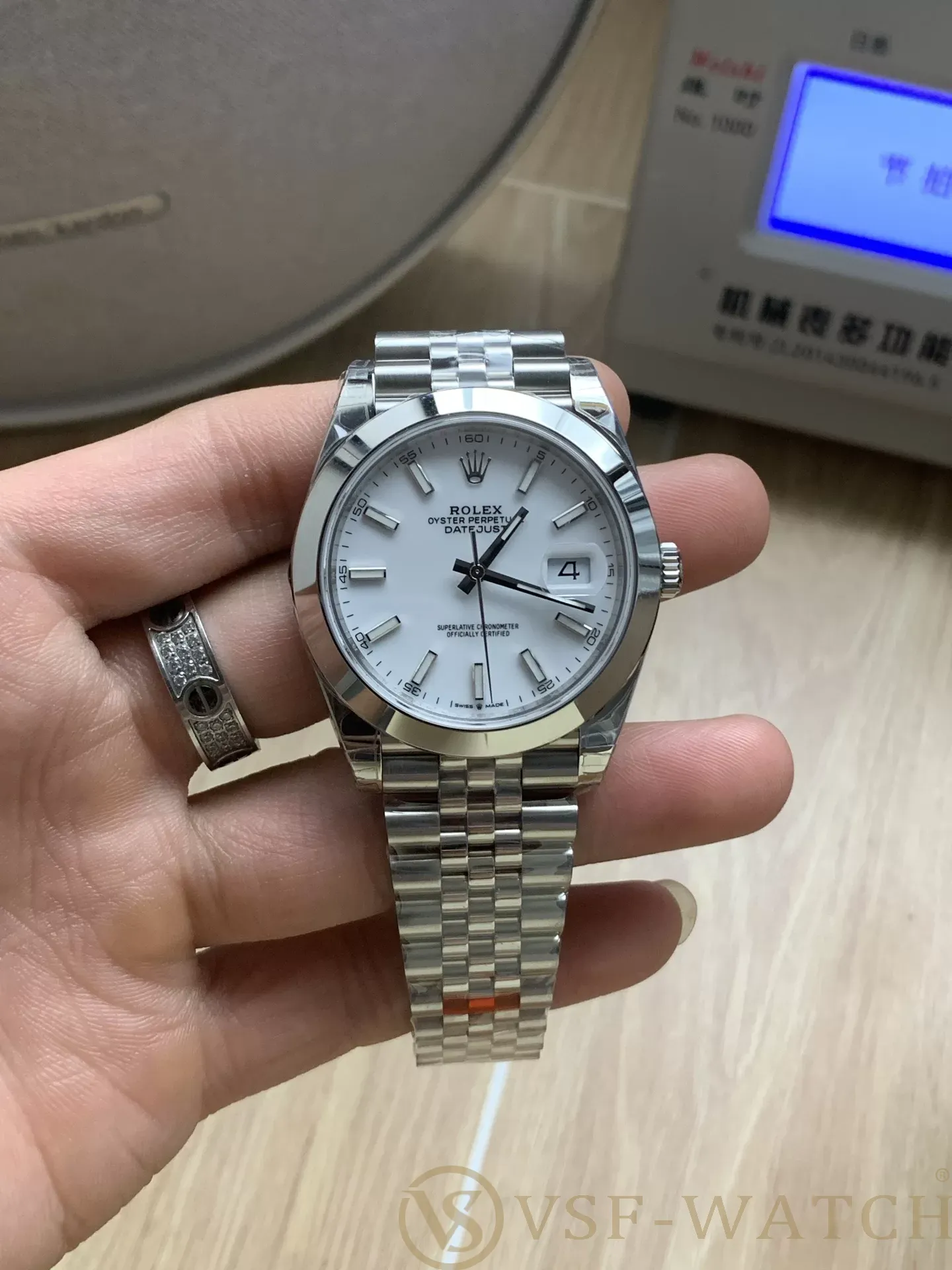 VS Factory Rolex Datejust 41mm Pure White Dial Smooth Bezel 
